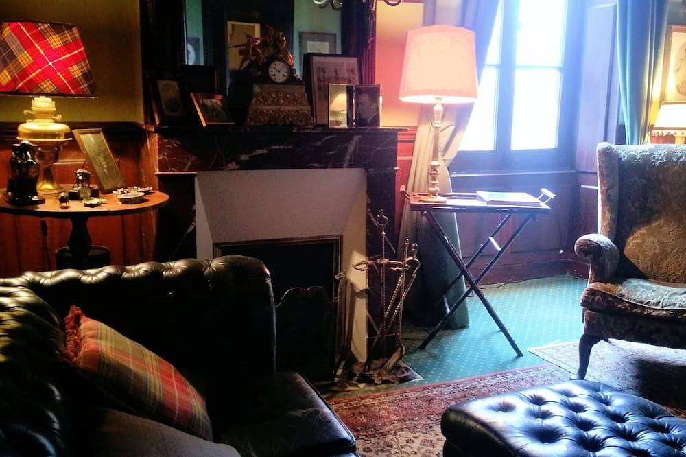 B&B Les Contreforts : An elegant stopover near Bordeaux ... in Pondaurat, Région de Langon