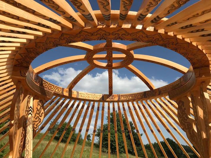 Tente pour 4 personnes, avec jardin et vue dans le Puy-de-Dôme - 4