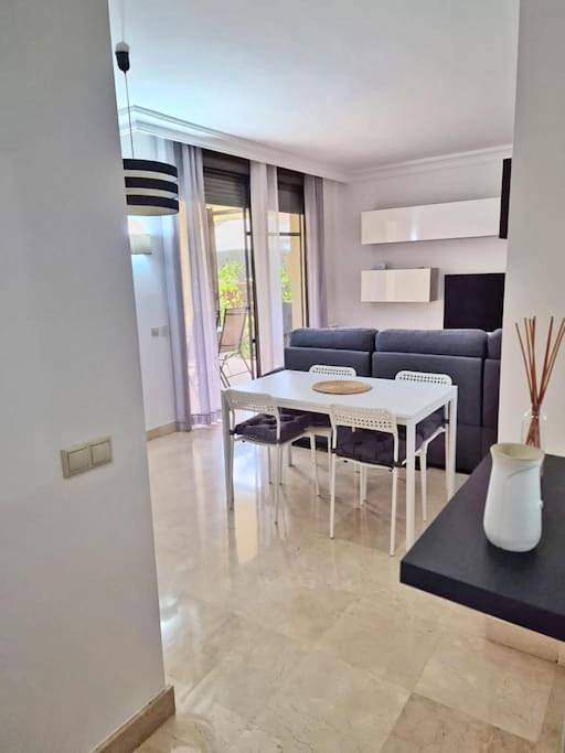 Apartamento de vacaciones para 4 personas, con piscina y jardín, Se admiten mascotas - 1