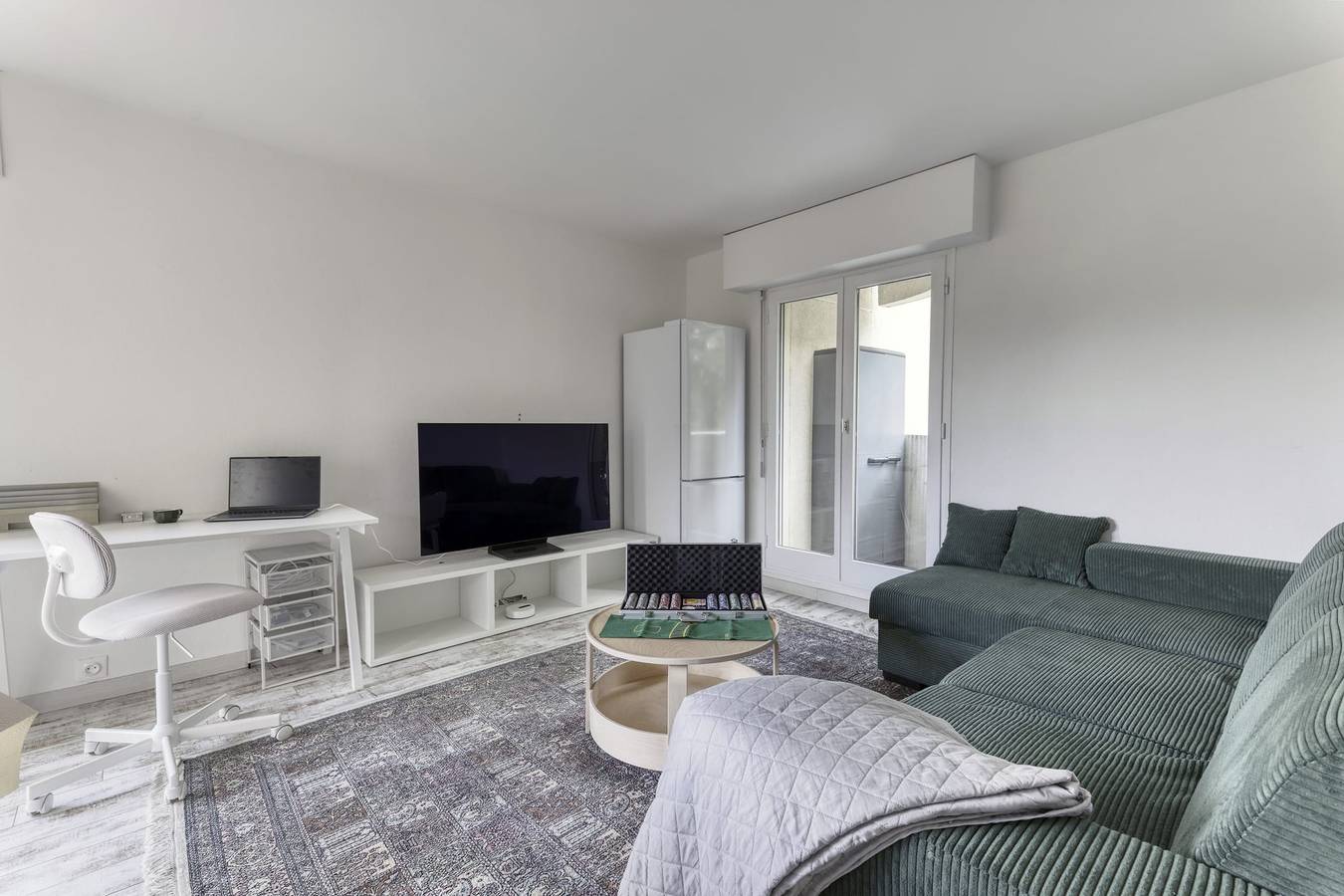 Appartement entier, Le Blum - Ac - Balcon - Porte de Bercy in Maisons-Alfort, Val-de-Marne