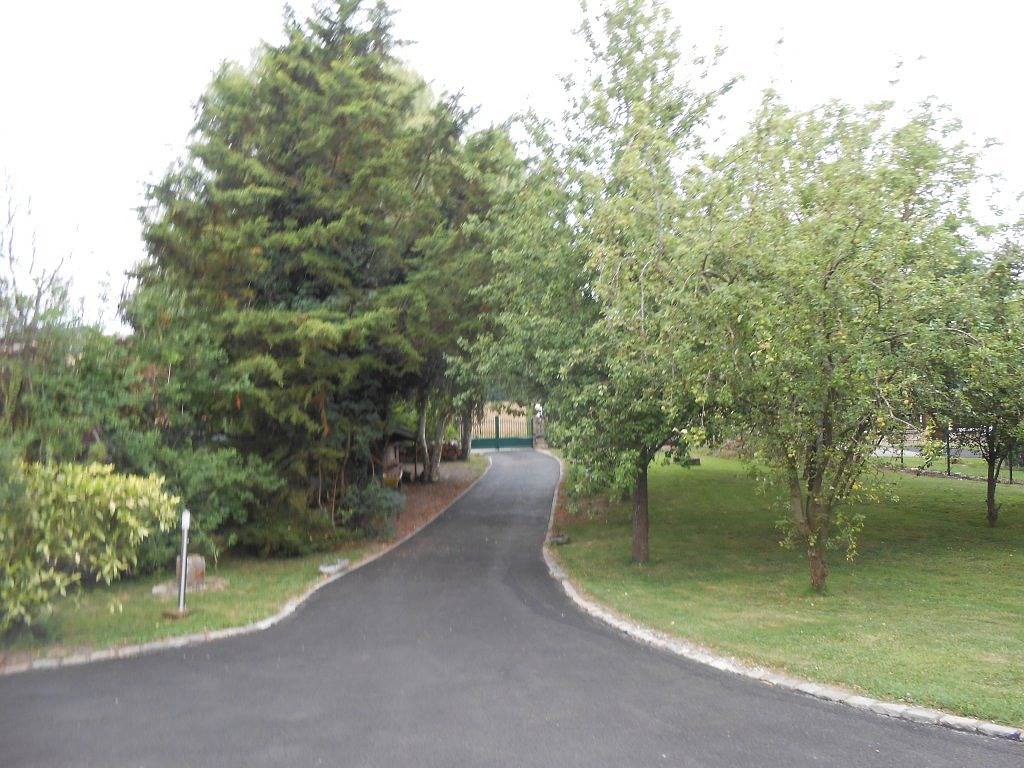 5 km de Dieppe, gîte insolite dans une ancienne écurie in Martin-Église, Région de Dieppe