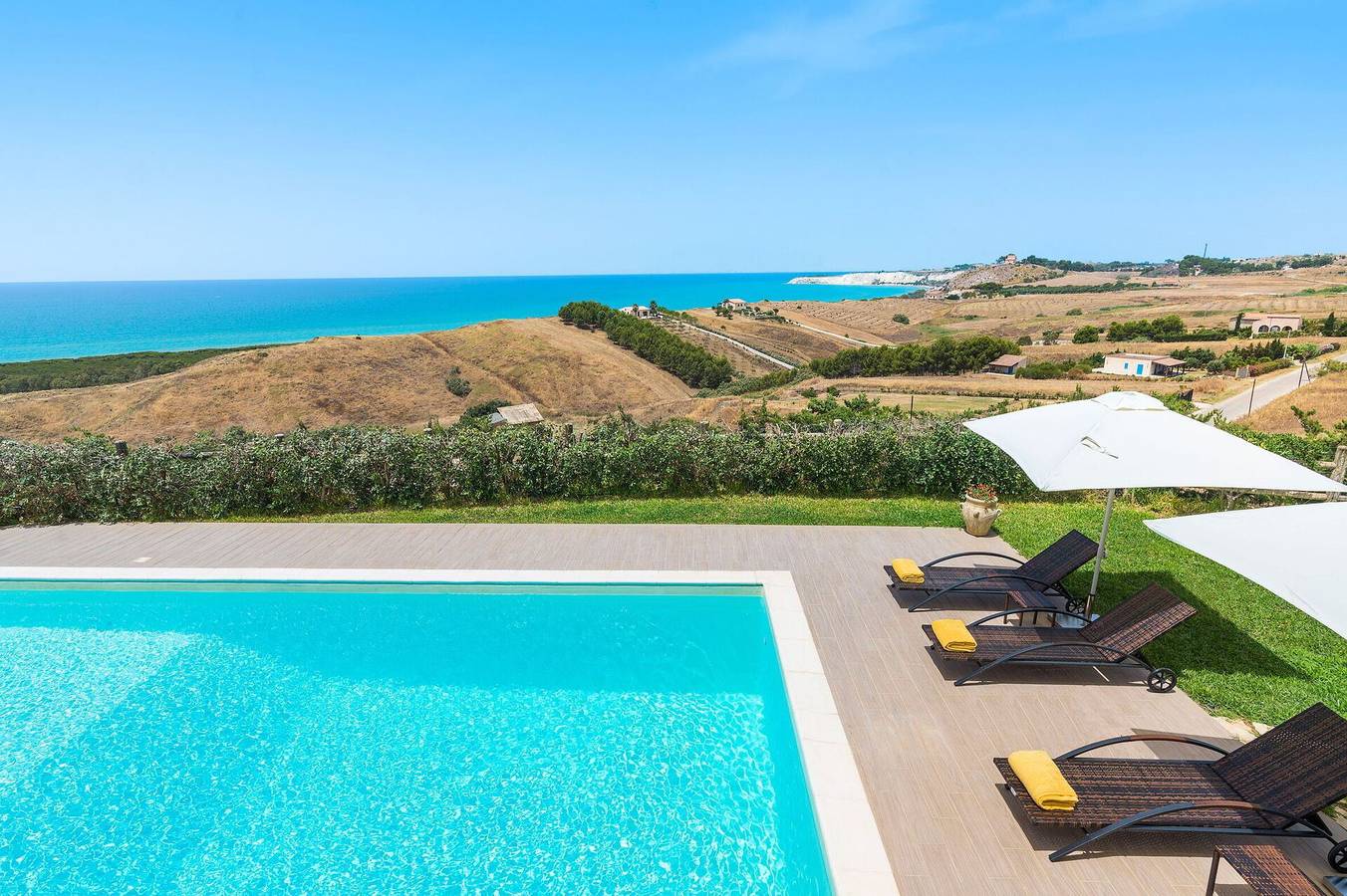 Villa Anthea in Montallegro, Agrigento Province