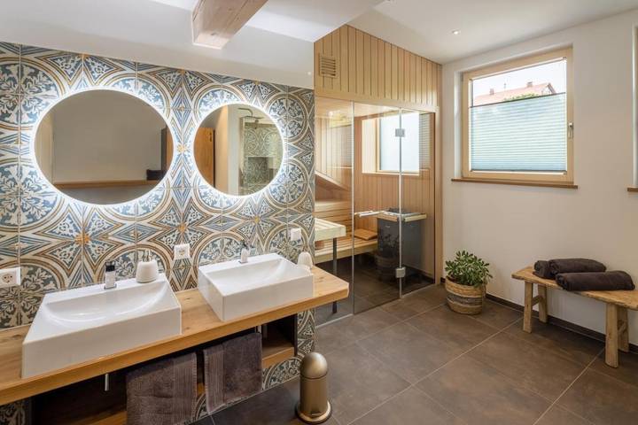 Ferienwohnung für 2 Personen, mit Terrasse und Garten sowie Sauna und Seeblick in Landkreis Günzburg - 4