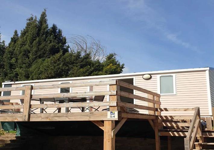 Camping pour 6 personnes, avec piscine à Roquebrune-sur-Argens