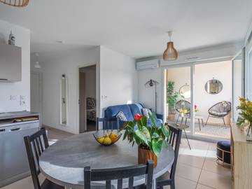 Appartement De Vacances pour 2 Personnes dans La Londe-les-Maures, Région de Toulon, Photo 2