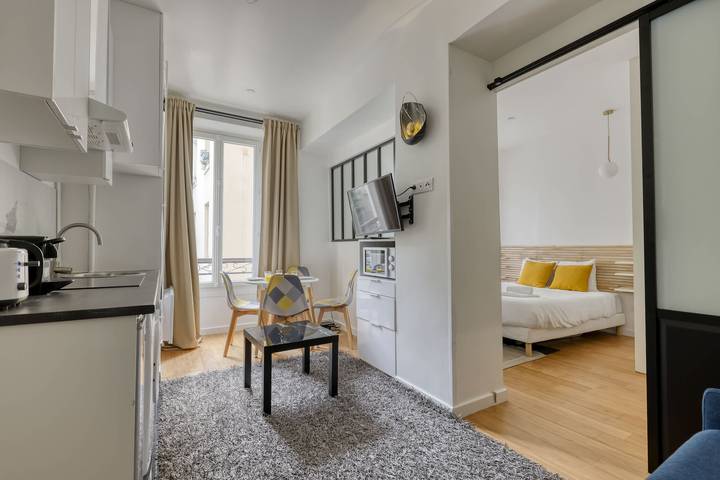 Entire apartment, New and quiet 1 Bdr Flat in the Heart of Paris 12 in 12th Arrondissement, Paris