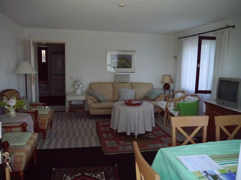 Ganze Ferienwohnung, Ferienwohnung B. Pajung-Bilger - 3-Zimmer-Fewo, Erdgeschoss, 70 m² in Reichenau, Untersee