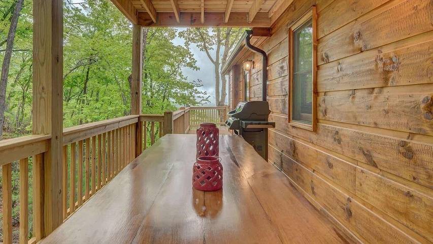 Blockhütte für 8 Personen, mit Balkon und Whirlpool - 1