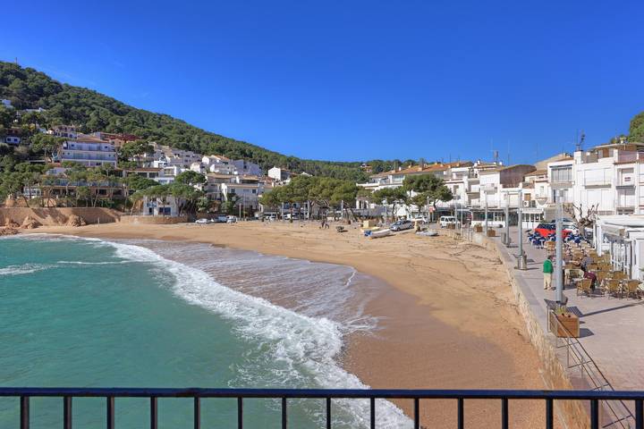 Gîte pour 6 personnes, avec balcon à Tamariu - 2