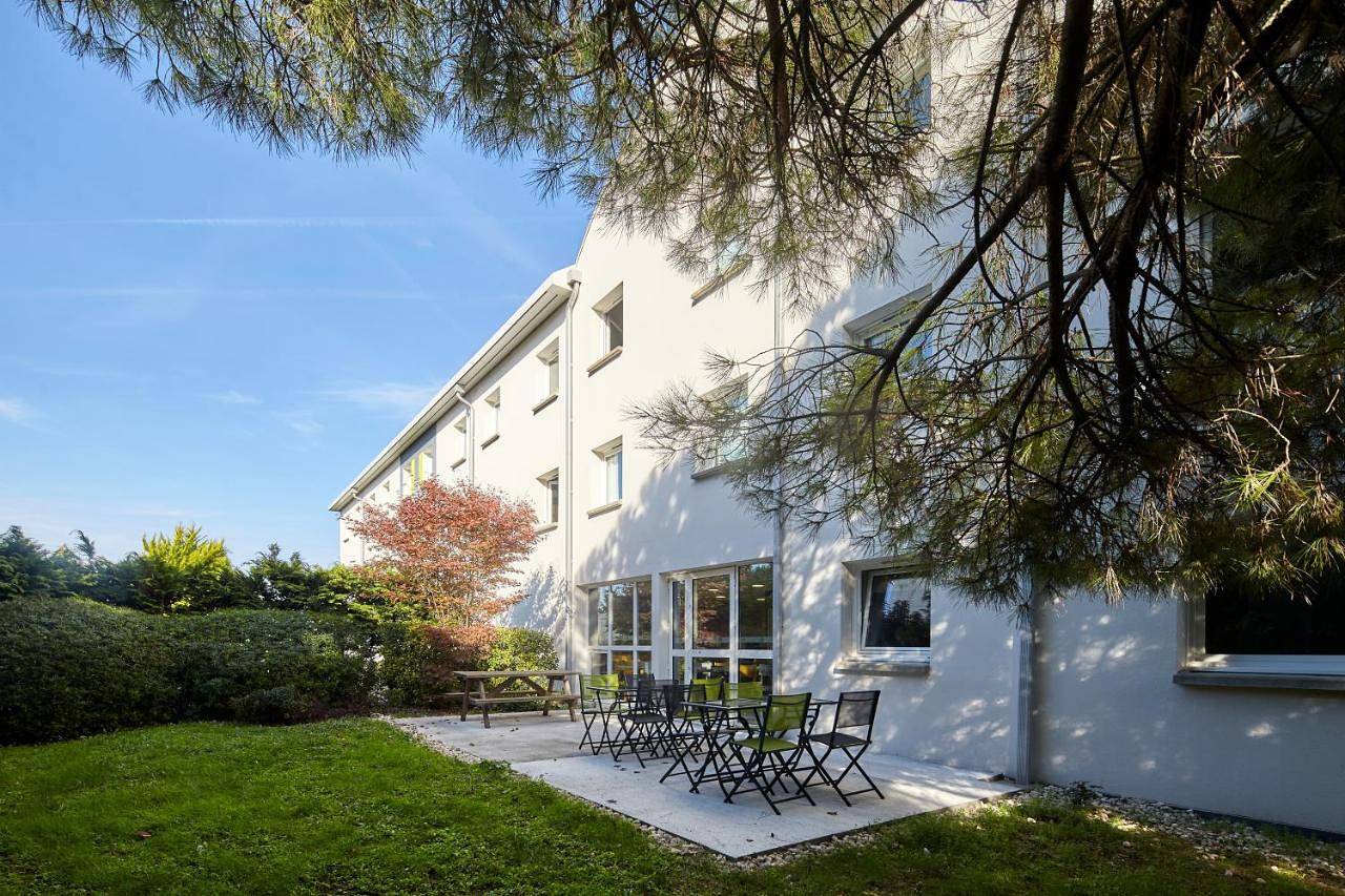 B&B Hotel Evry Lisses 2 - 3 étoiles in Lisses, Essonne