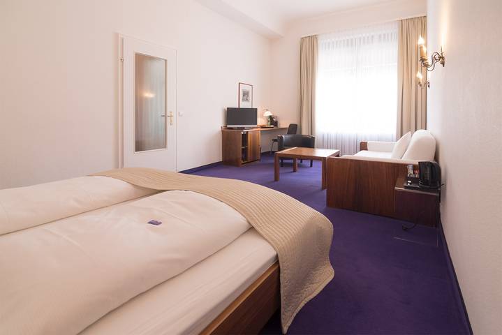 Hotel Etol - Single room, 18 sqm, max. 1 person in Baden-Baden, Northern Black Forest