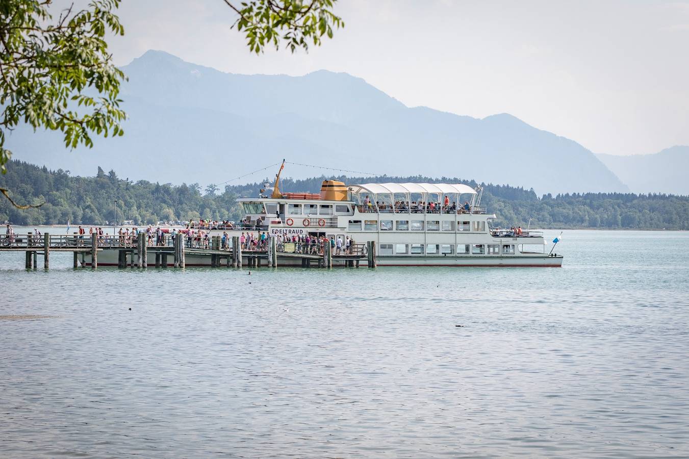 Ganze Ferienwohnung, Bergzeit - Ferienwohnung Bergzeit für max. 4 Erwachsene in Chieming, Chiemsee