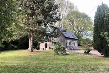 Gîte pour 6 personnes, avec terrasse ainsi que jardin et jacuzzi, animaux acceptés dans le Calvados