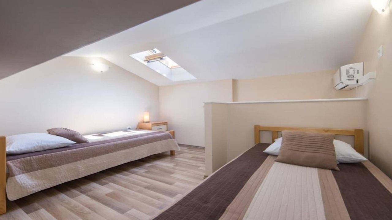 Ganze Ferienwohnung, Ferienwohnung für 2 Personen (36 m²) in Drvenik in Drvenik, Makarska Riviera