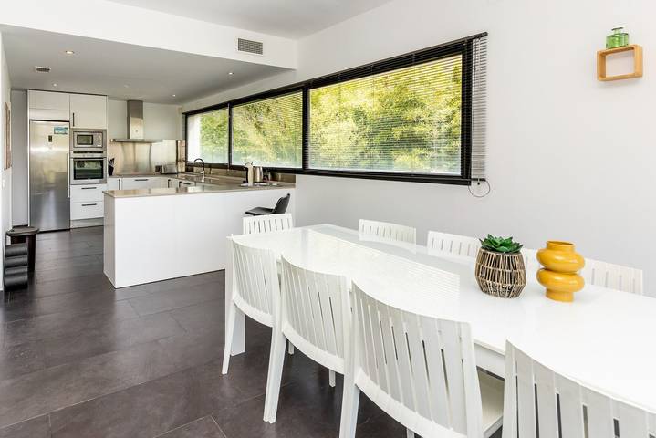 Chalet para 10 personas, con Balcón y Jacuzzi además de Terraza y Piscina en Provincia de Barcelona - 4