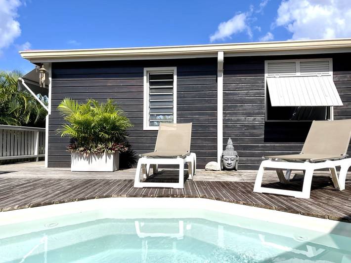 Location de vacances pour 4 personnes, avec piscine ainsi que terrasse et jardin à Pointe-Noire - 3
