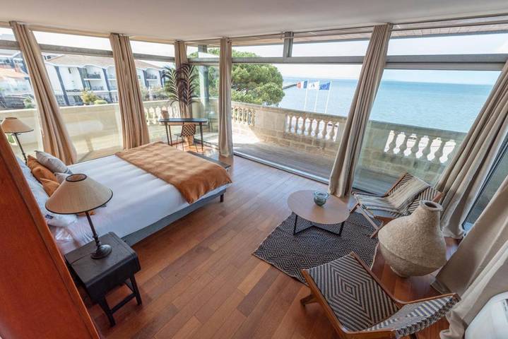 Location de vacances pour 10 personnes, avec balcon dans Plage De La Jetee Andernos Les Bains - 4