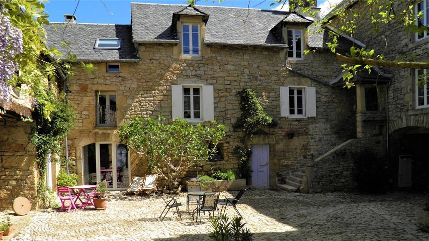 Location de vacances pour 2 personnes, avec jardin dans l' Aveyron - 4