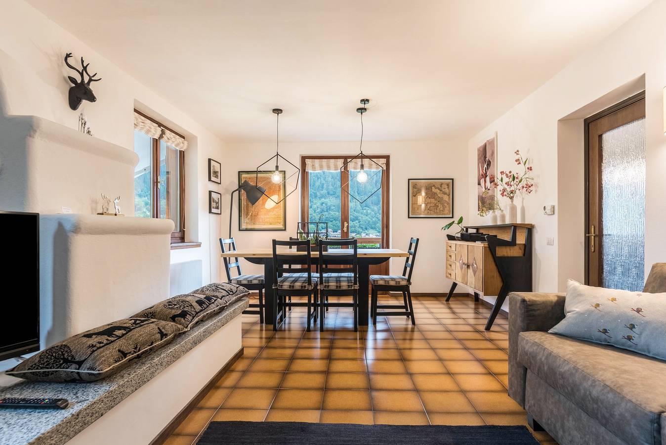 Ganze Wohnung, Ferienwohnung 'Casa Facco' mit Bergblick, privatem Garten und Wlan in Bocenago, Brentagruppe