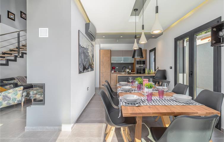Charmant appartement 1 chambre avec terrasse, à 1,5 km de la plage de Strand Bijeca in Pula-Medulin, Pomer