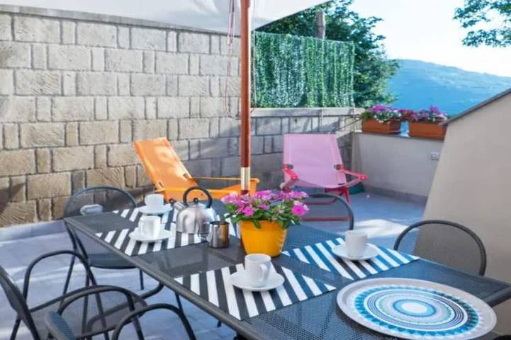 Ferienhaus für 5 Personen, mit Garten und Balkon sowie Pool
