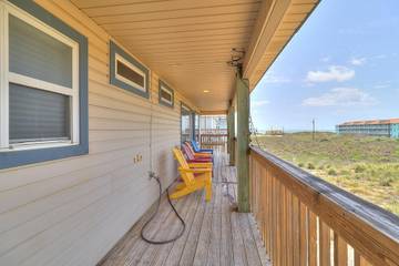 Vacation Rental for 14 Guests in Port Aransas, Mustang Island, Picture 3