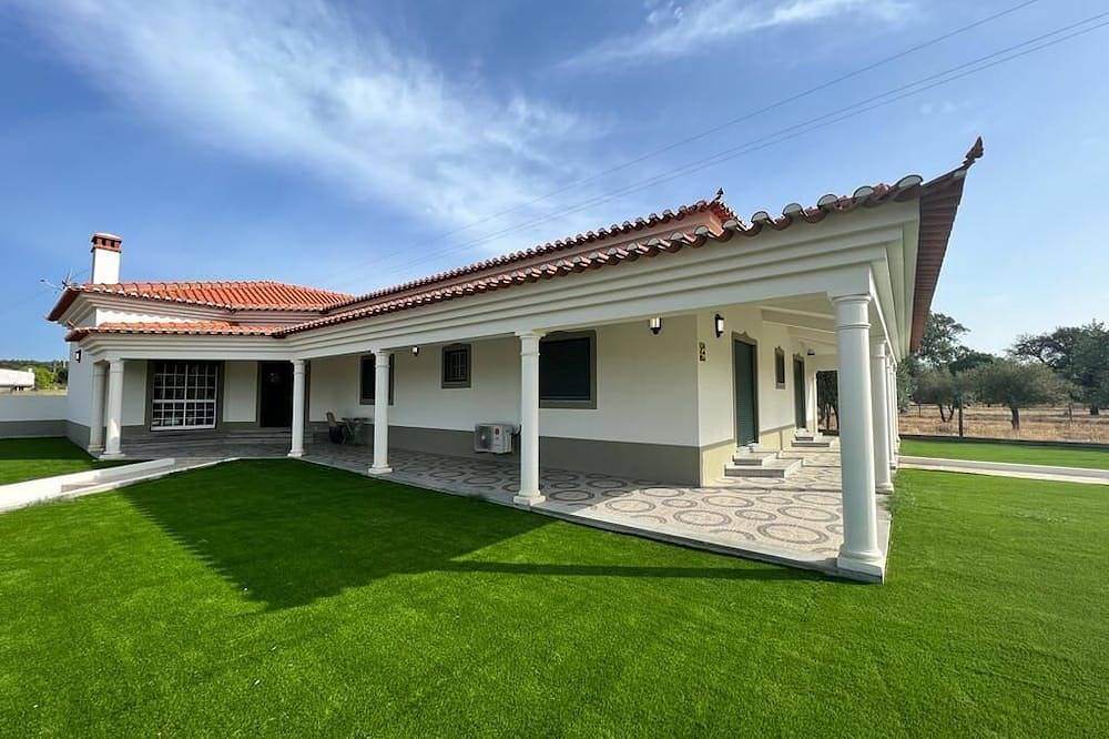 Villa na Barragem Montargil com Piscina in Montargil, Distrito de Portalegre