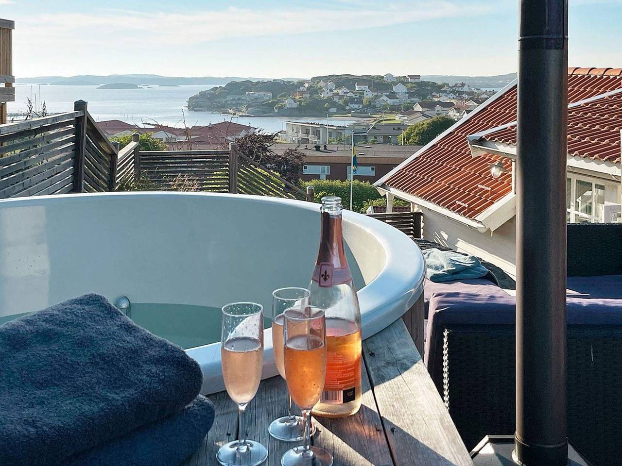 Glamping voor 8 Personen in Ellös, Zuid-Zweden