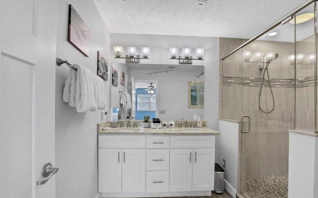 Peaceful Island Retreat - Heated Pool in Jacksonville, Duval County