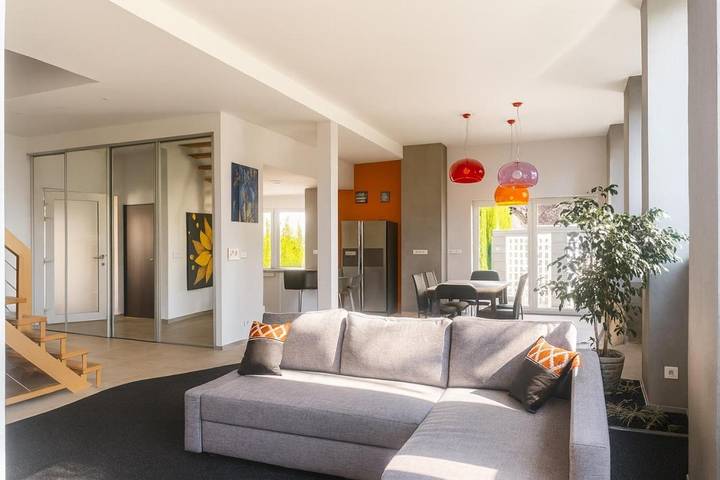 Gîte pour 8 personnes, avec jardin ainsi que sauna et terrasse à Brumath - 2