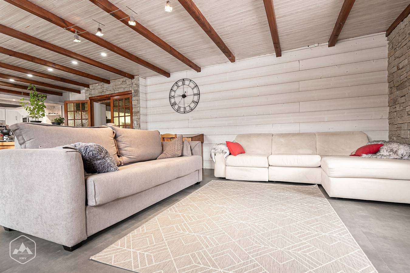 Appartement entier, Appartement 'Gîte Le Cembro 6 Personnes' avec vue sur les montagnes, terrasse privée et Wi-Fi in Termignon, Région de Saint-Jean-de-Maurienne