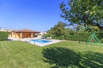 Ferienhaus für 6 Personen, mit Garten in Sveti Petar u Šumi