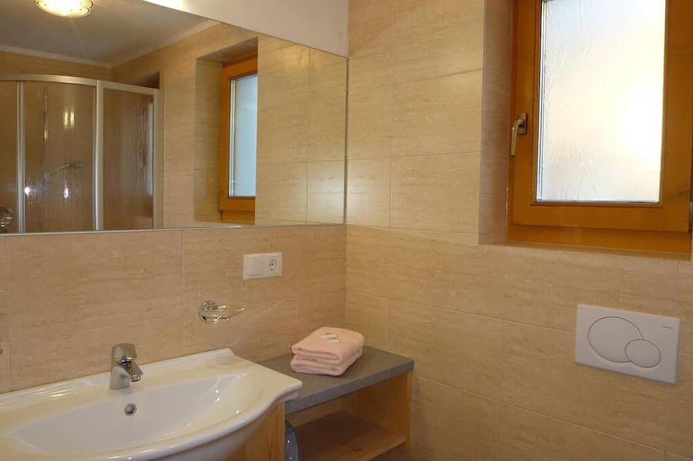 Alpen Suite- Neue Ferienwohnung in traumhafter Lage mit herrlichem Panoramablick in Melag, Graun