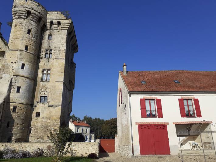 Gîte pour 6 personnes, avec terrasse et jardin à Crouy-sur-Ourcq