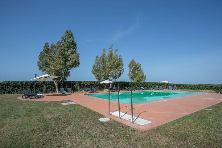 Appartamento intero, Appartamento "Montecristo" con Vista Mare, Wi-Fi, Piscina e Aria Condizionata in Piombino, Costa degli Etruschi