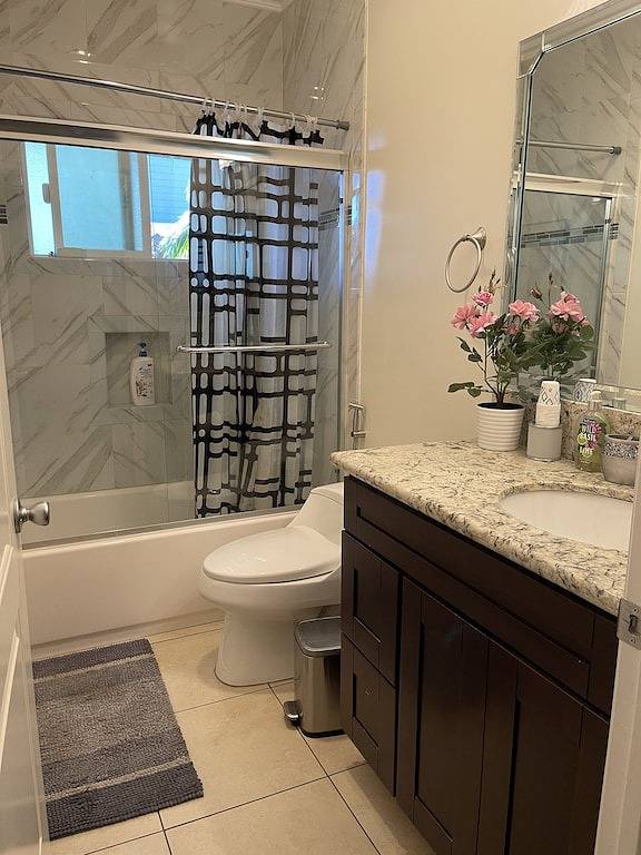 Beautiful Room #2 - Private Entrance in Westminster, Orange County