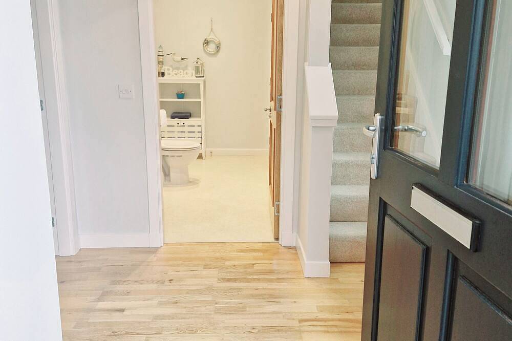 The Beaches, beachfront 2 bed home with seaviews in Banff Aberdeenshire in Banff, Aberdeenshire