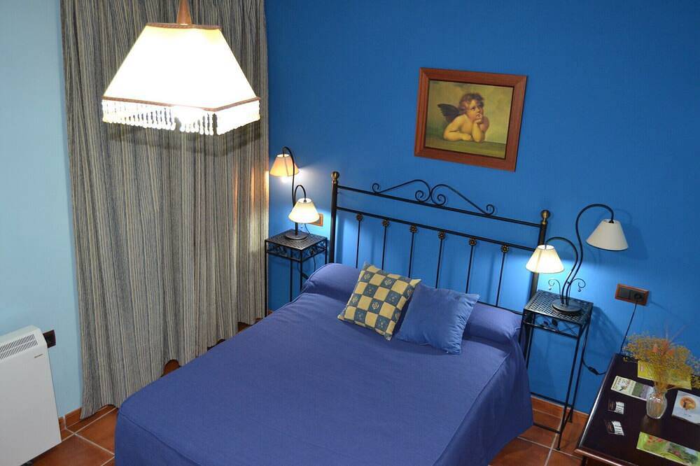 Apartamento entero, Cortijo andaluz tradicional con piscina en Córdoba in Moriles, Provincia de Córdoba