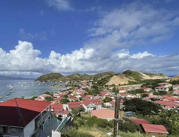 Gîte pour 2 personnes, avec vue et terrasse dans Le Chameau Terre De Haut