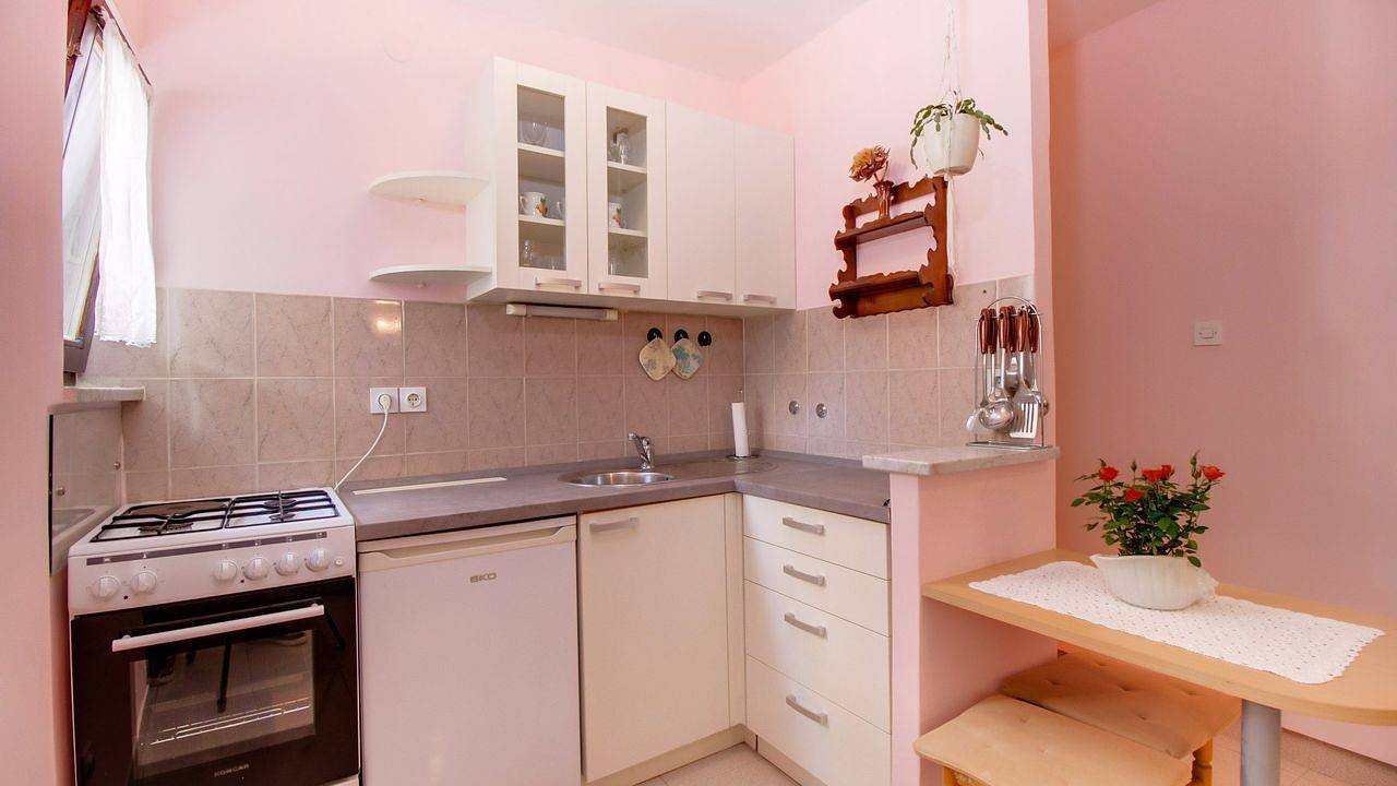 Geheel vakantieappartement, Vakantieappartement voor 2 personen met terras in Mali Losinj, Lošinj