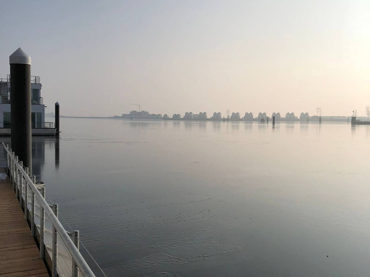 Schwimmendes Ferienhaus Hygge Olpenitz - Schwimmends Ferienhaus Sauna/Bootsanleger/Dachterrasse in Olpenitz, Kappeln