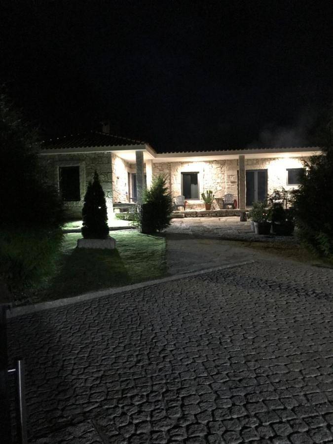 Location de vacances pour 4 personnes, avec vue ainsi que piscine et jardin dans Vila Pouca de Aguiar - 4