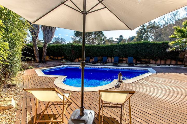 Casa rural para 6 personas, con jardín en Selva - 2