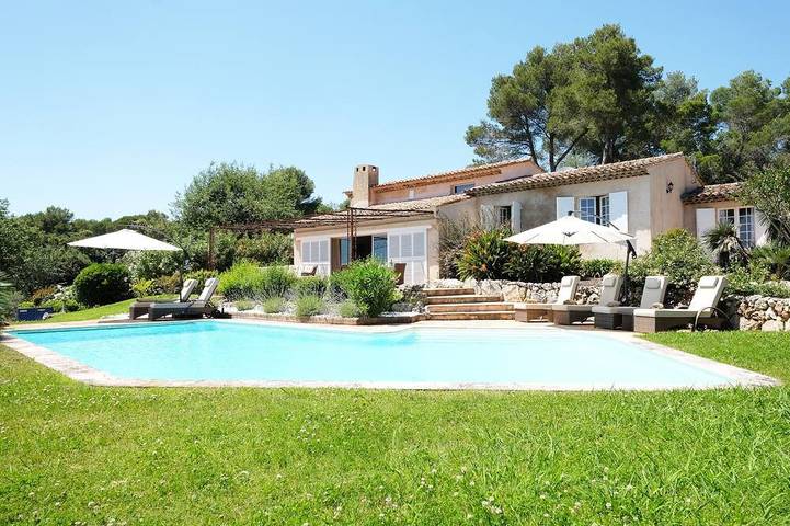 Villa pour 10 personnes, avec jardin, animaux acceptés à Opio