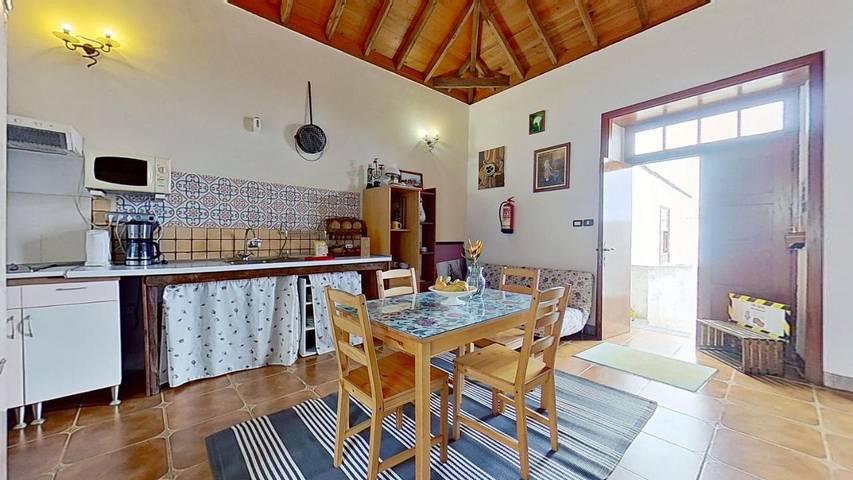 Casa rural para 10 personas, con jacuzzi además de piscina y jardín en San Cristóbal de La Laguna - 2