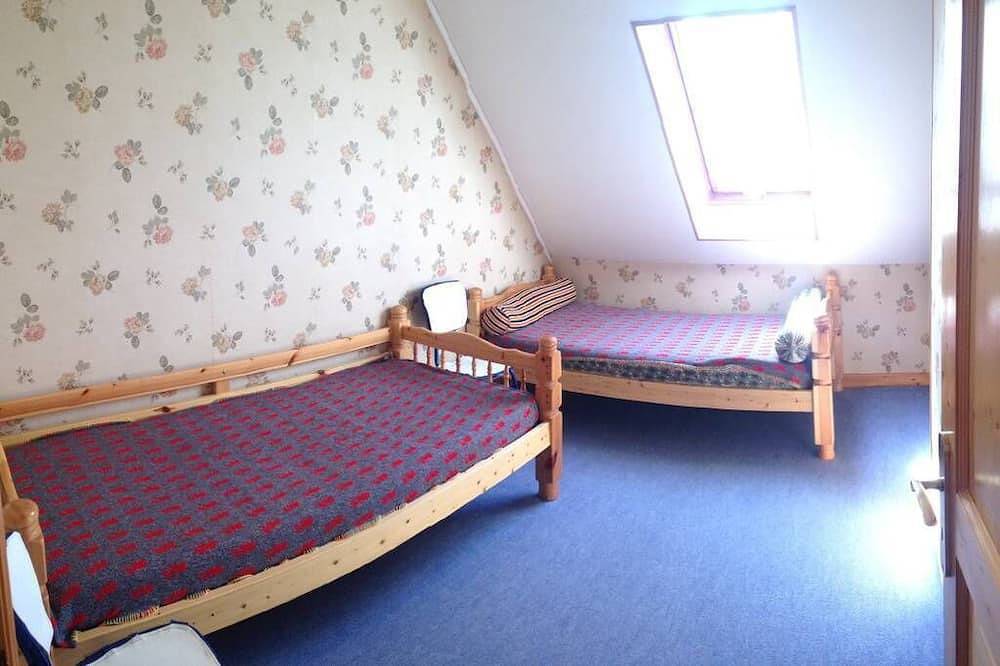 Gîte-Apartment-Bergblick-Nasszelle in Chambon-sur-Lac, Regionaler Naturpark Volcans d'Auvergne