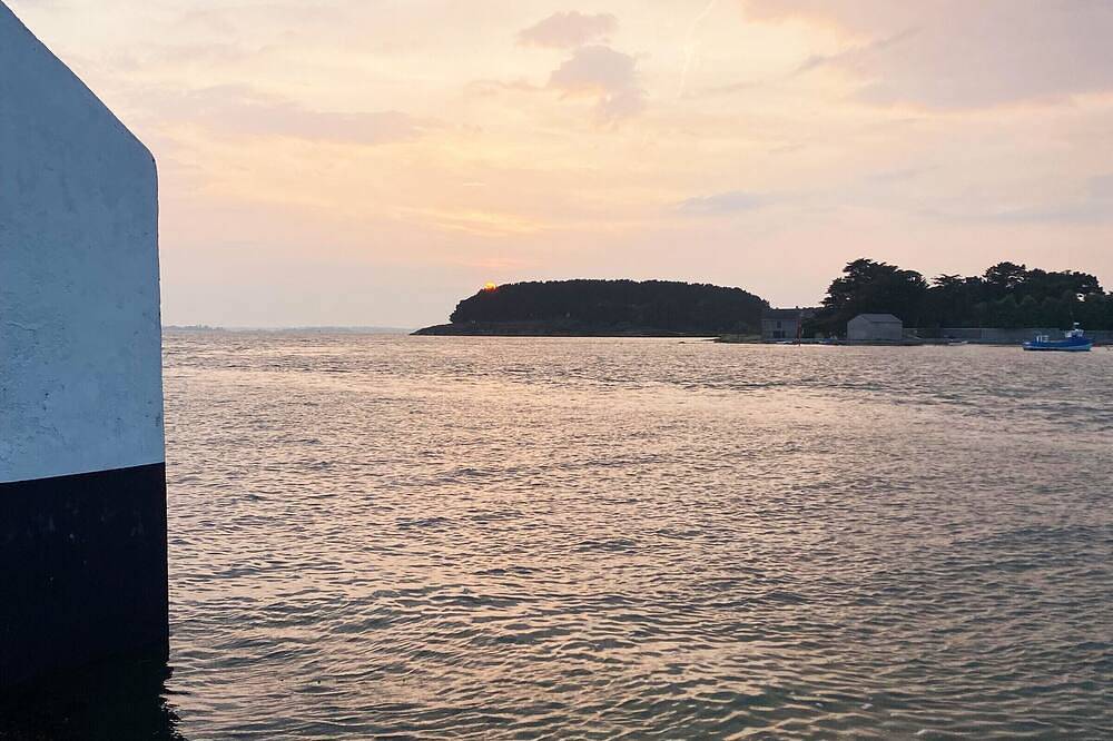 Casa encantadora para 5 pers. cerca del Golfo de Morbihan in Saint-Armel, Côte des Mégalithes