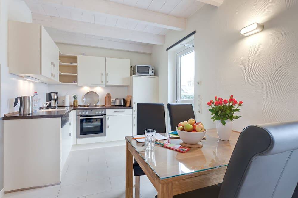 Detached holiday home in the second row in Zingst, Peninsula Fischland - Darss - Zingst