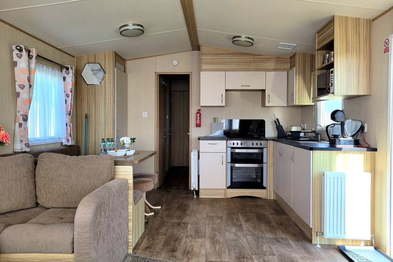 St Osyth- Sleeps8-freeparking-wifi-holidaypark in St Osyth, Essex