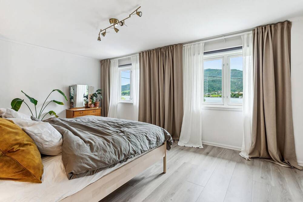 Entire apartment, Awesome apartment in Strandebarm in Kvam herad